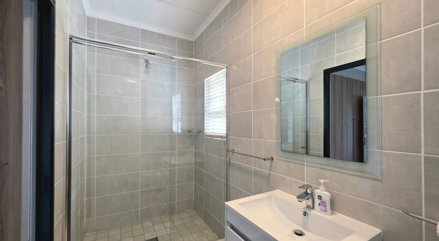 To Let 3 Bedroom Property for Rent in Richwood Western Cape